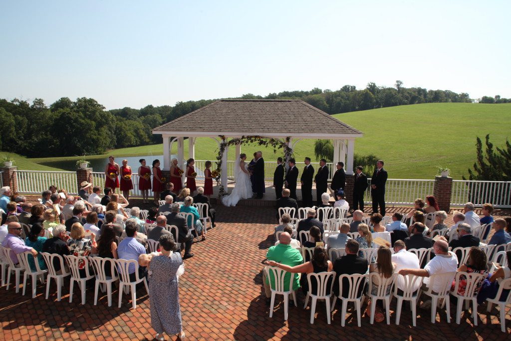 Country wedding pavillion