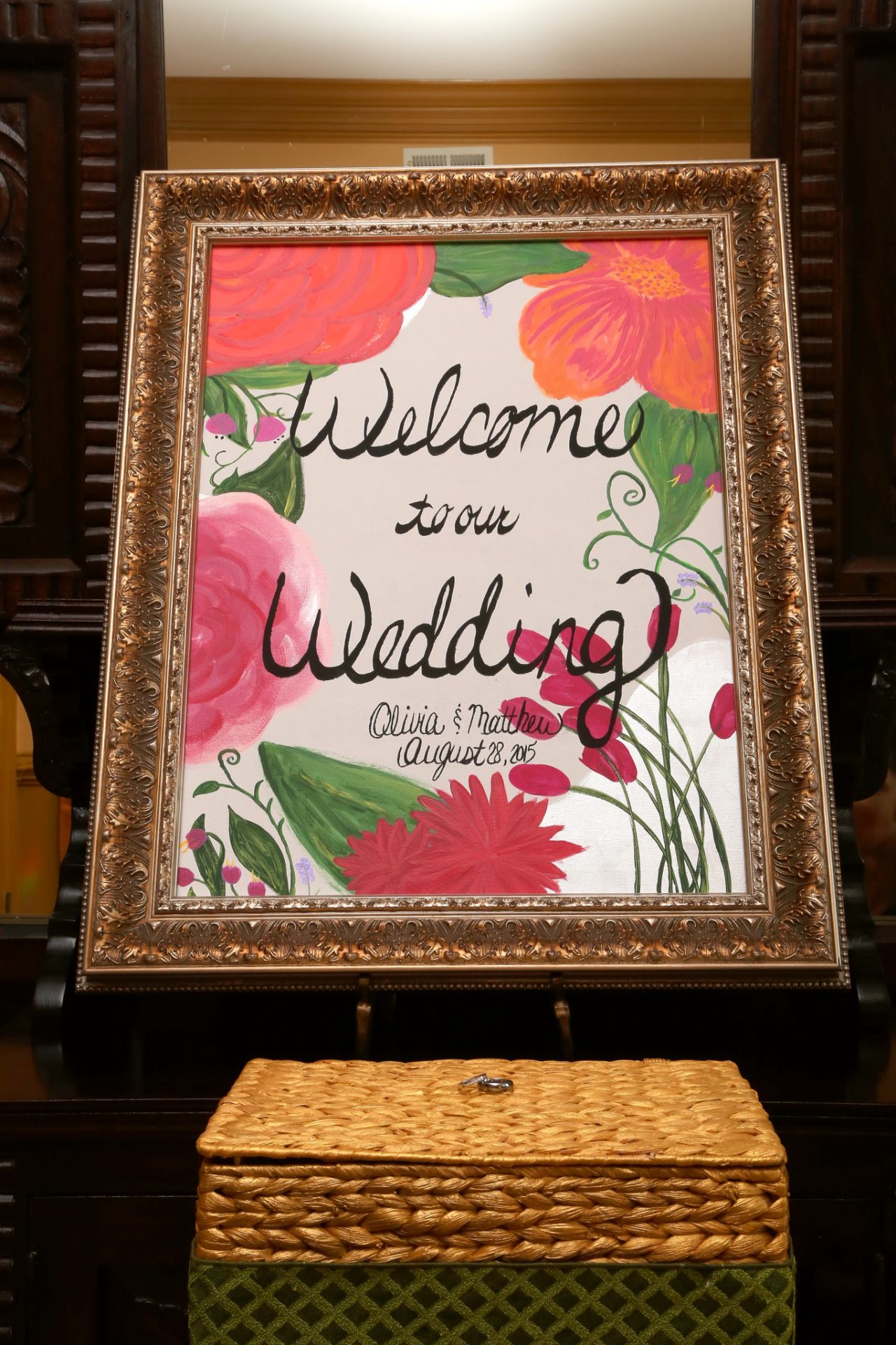 Welcome sign and gift card box