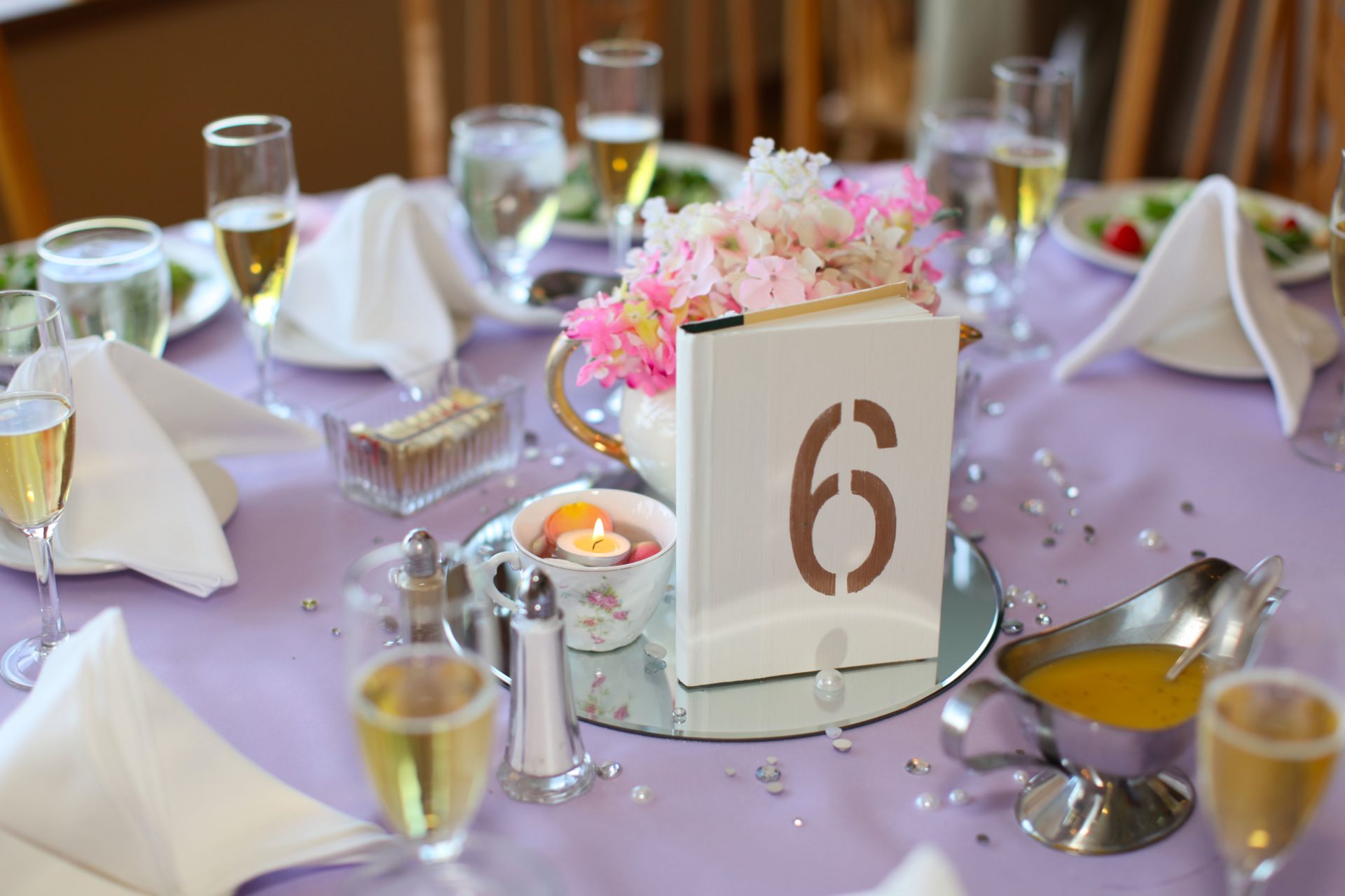 Tea party theme wedding table centerpiece idea