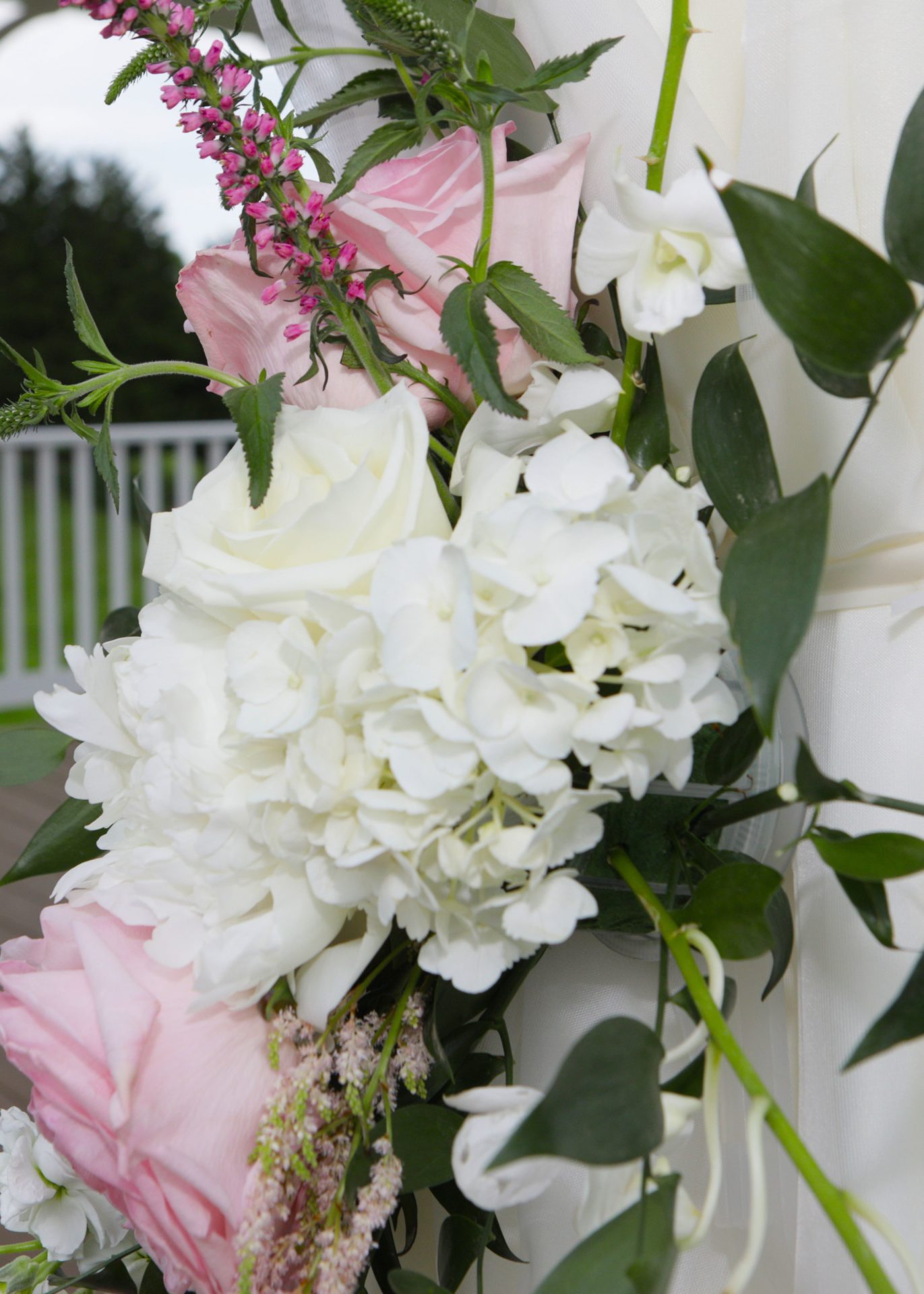 Spring wedding flower ideas for tea party wedding