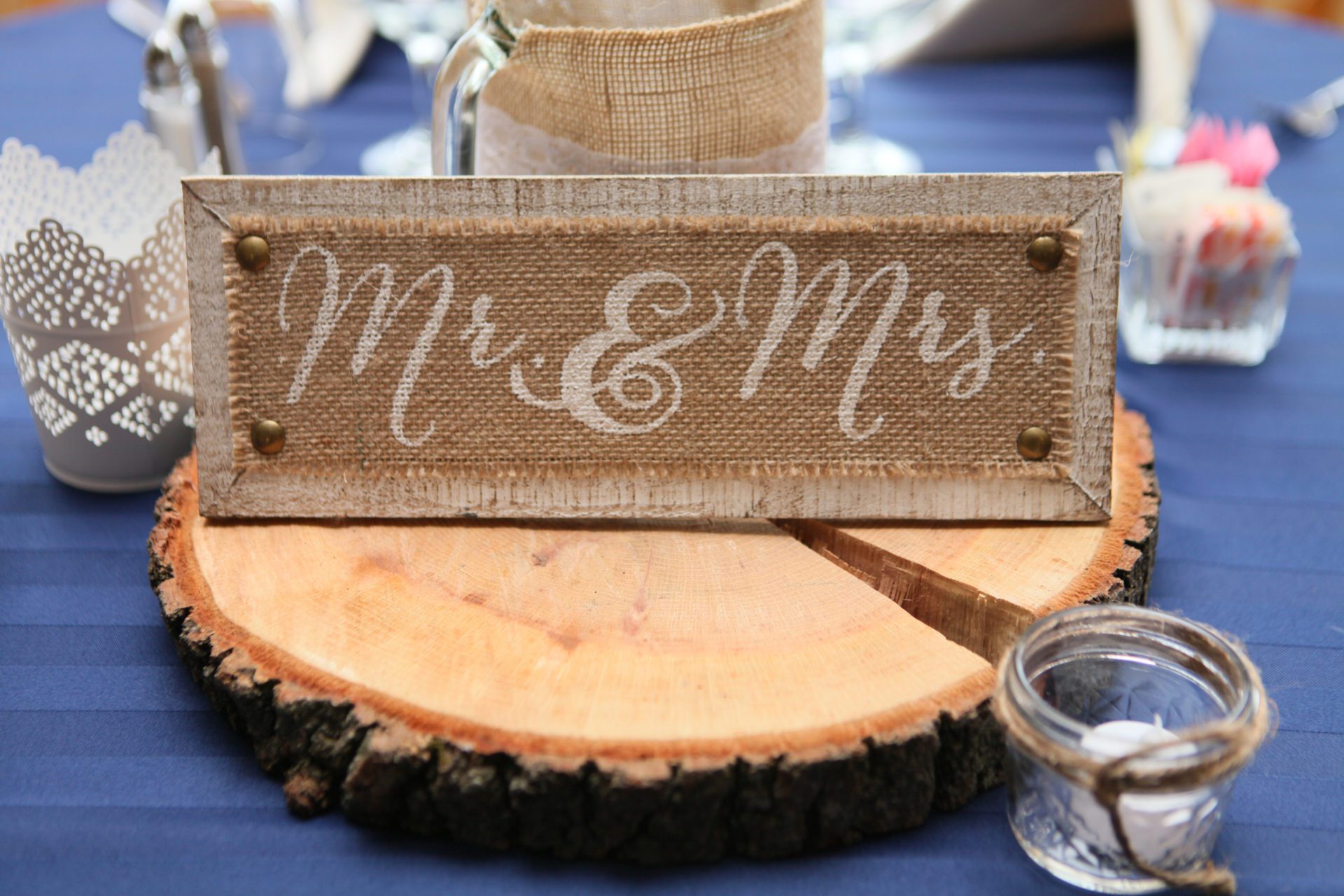 Wedding head table with wood decoration